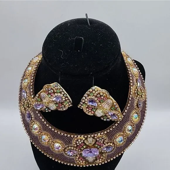 VINTAGE M&J HANSEN LAVENDER GLASS ALEXANDRITE RHINESTONE NECKLACE & EARRING SET - Picture 3 of 12